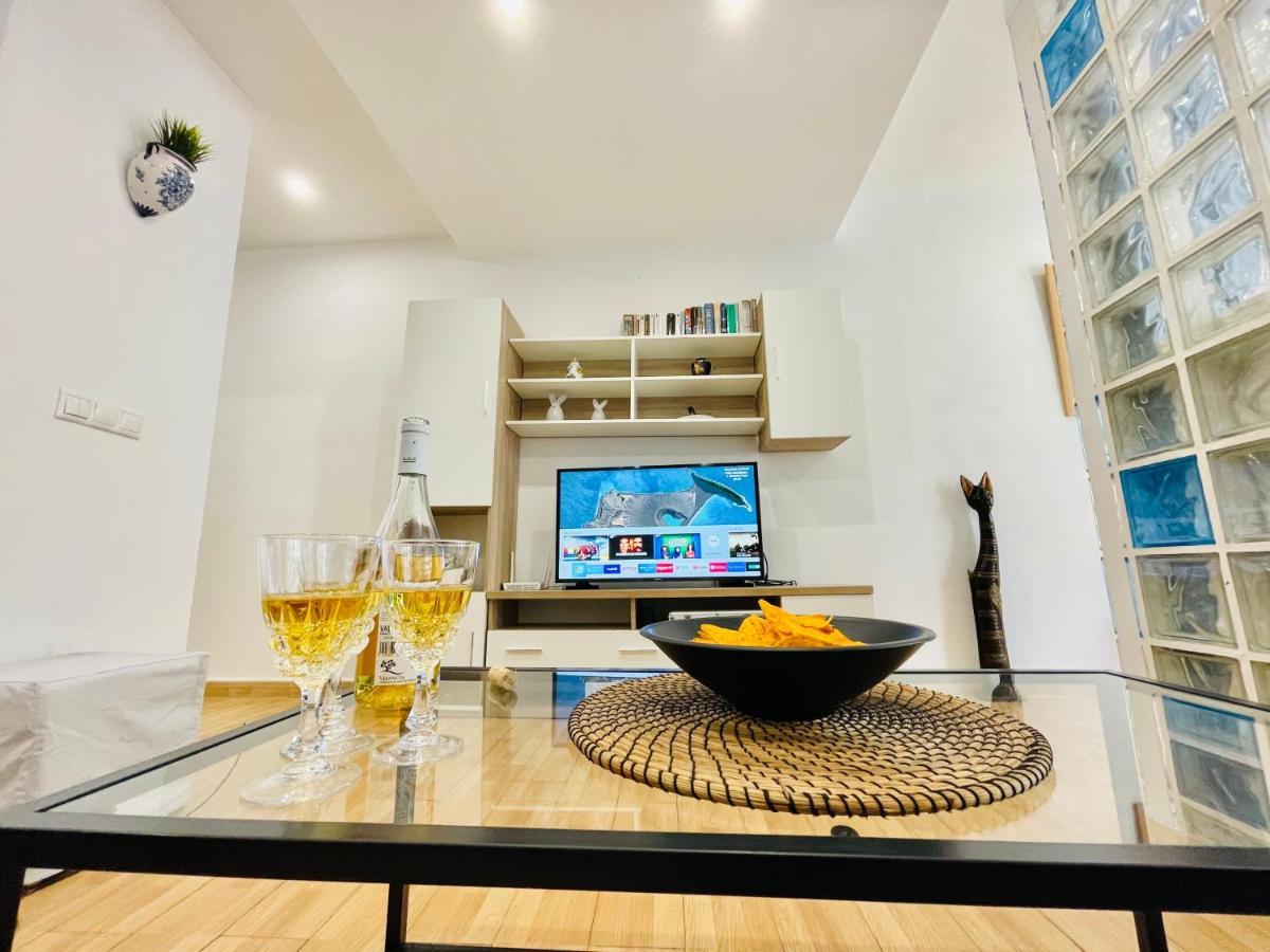 San Antonio - Beach, Pool And Terrace توريمولينوس المظهر الخارجي الصورة